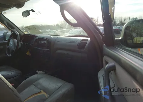 2003 Toyota Sequoia Sr5 V8 из США, поврежденный, VIN 5TDBT44A93S173155